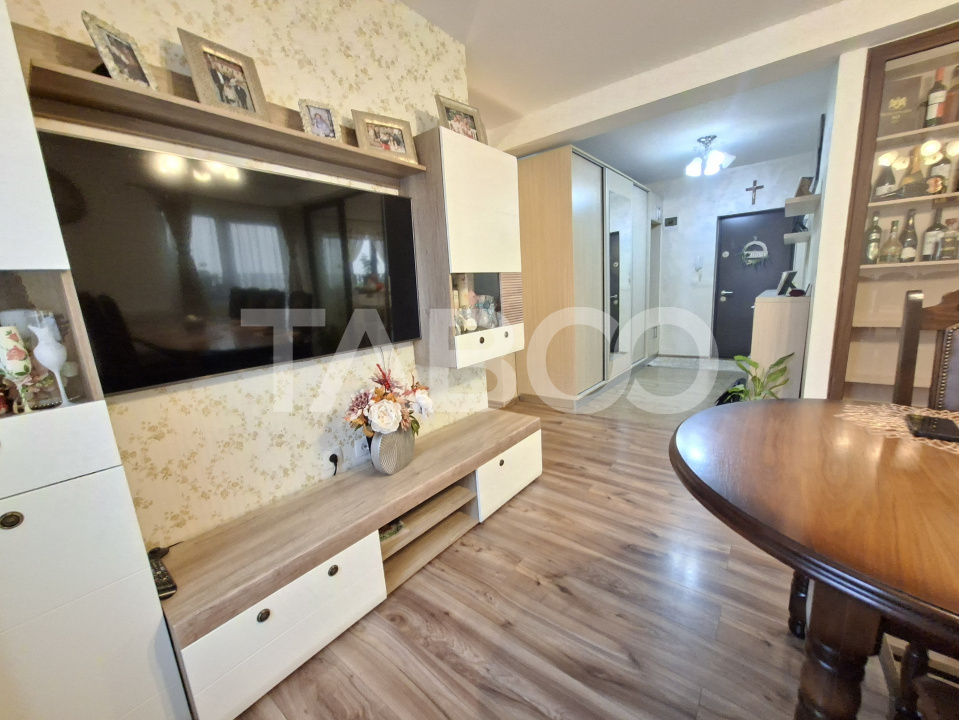 Apartament 3 camere de vanzare balcon terasa pivnita Arhitectilor Lidl