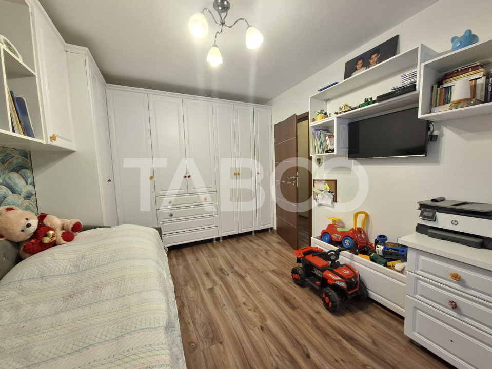 Apartament 3 camere de vanzare balcon terasa pivnita Arhitectilor Lidl