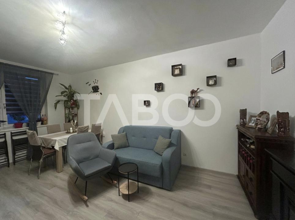Apartament 3 camere de vanzare cu balcon si loc de parcare in Selimbar