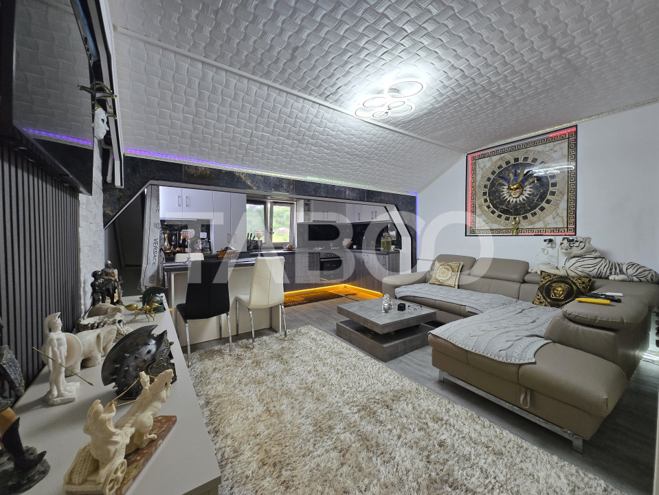Apartament 3 camere de vanzare decomandat 100 mp zona Tilisca Sibiu