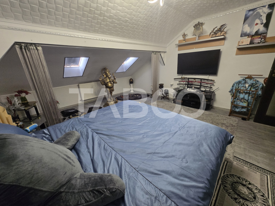 Apartament 3 camere de vanzare decomandat 100 mp zona Tilisca Sibiu