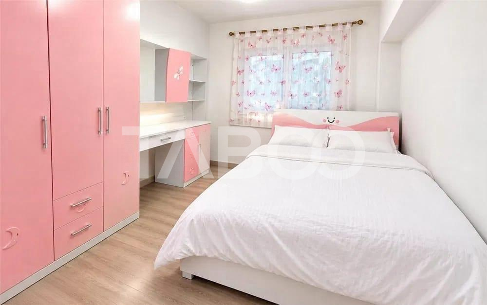 Apartament 3 camere de vanzare decomandat 54 mp zona Selimbar Sibiu