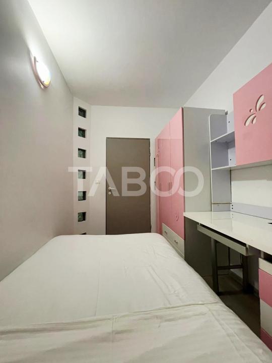 Apartament 3 camere de vanzare decomandat 54 mp zona Selimbar Sibiu