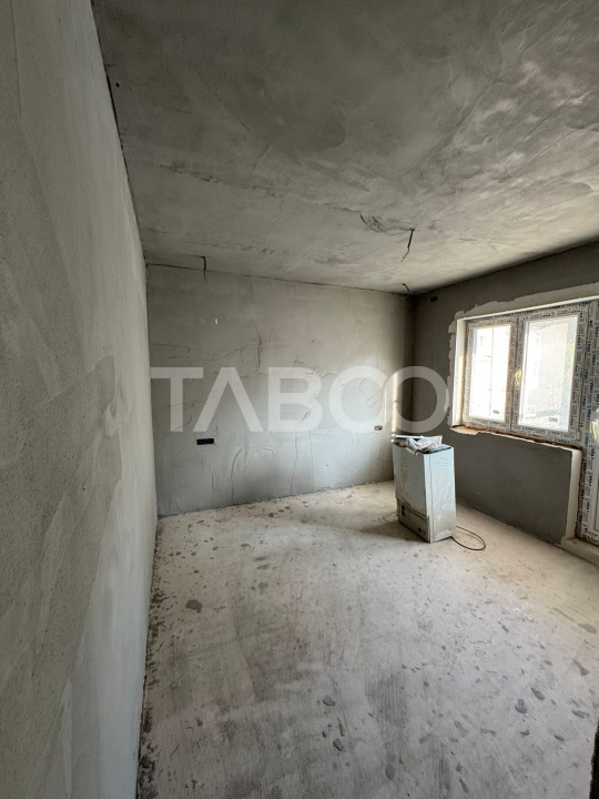 Apartament 3 camere de vanzare decomandat 56mp zona Valea Aurie Sibiu