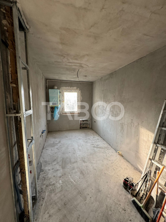 Apartament 3 camere de vanzare decomandat 56mp zona Valea Aurie Sibiu