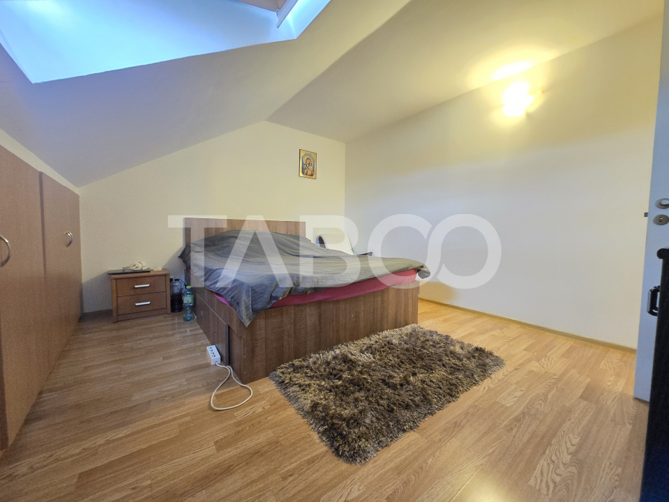Apartament 3 camere de vanzare decomandat 67 mp zona Terezian Sibiu