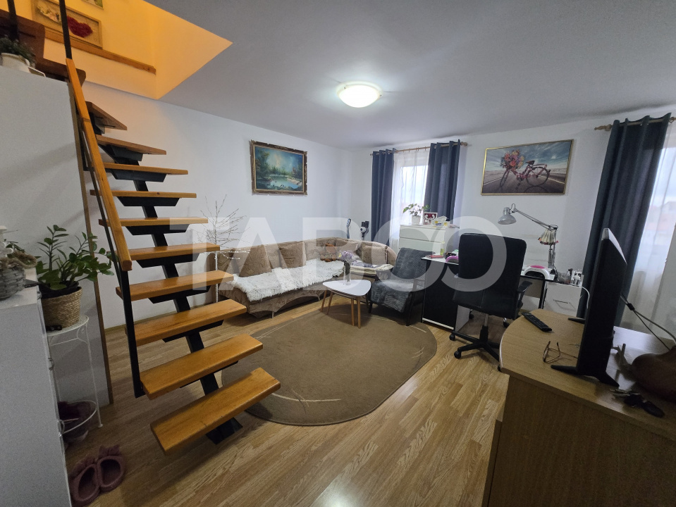 Apartament 3 camere de vanzare decomandat 67 mp zona Terezian Sibiu
