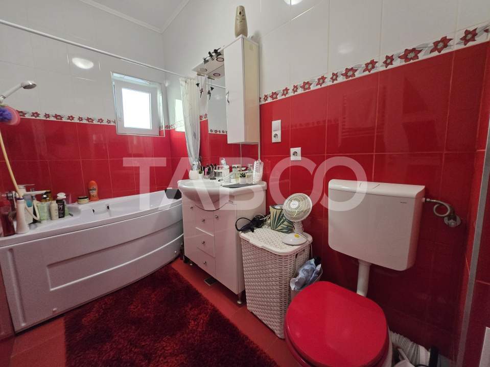 Apartament 3 camere de vanzare decomandat 69 mp zona Tineretului Sibiu