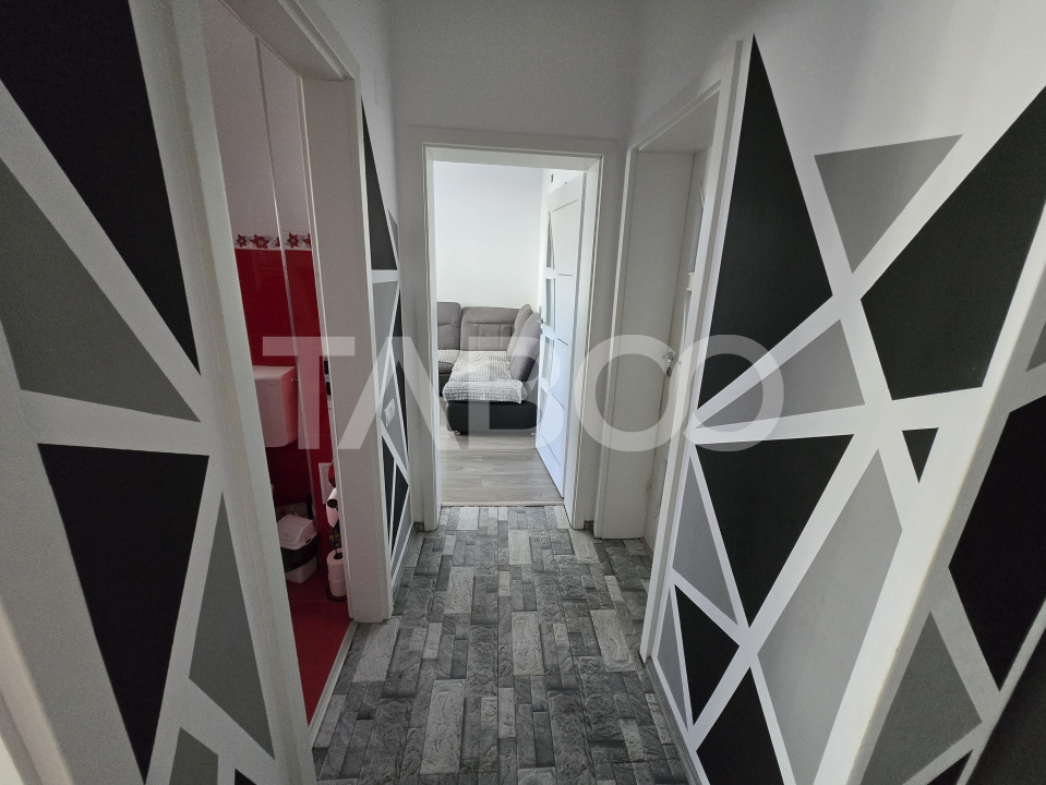 Apartament 3 camere de vanzare decomandat 69 mp zona Tineretului Sibiu