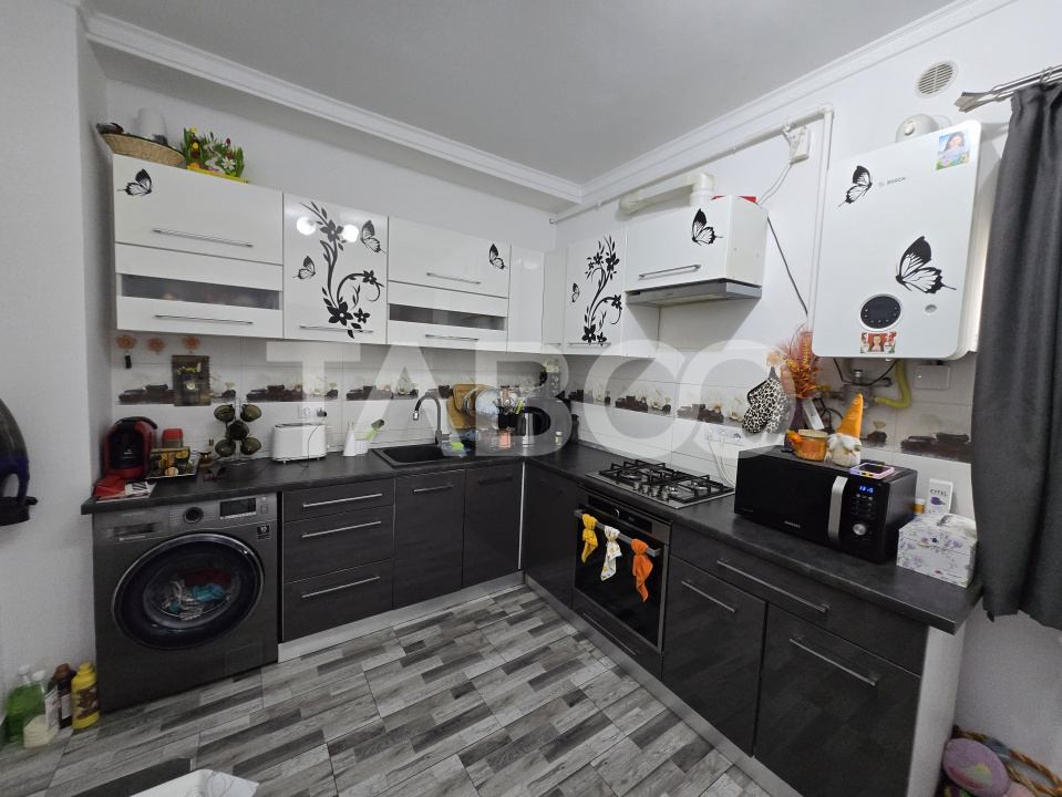 Apartament 3 camere de vanzare decomandat 69 mp zona Tineretului Sibiu