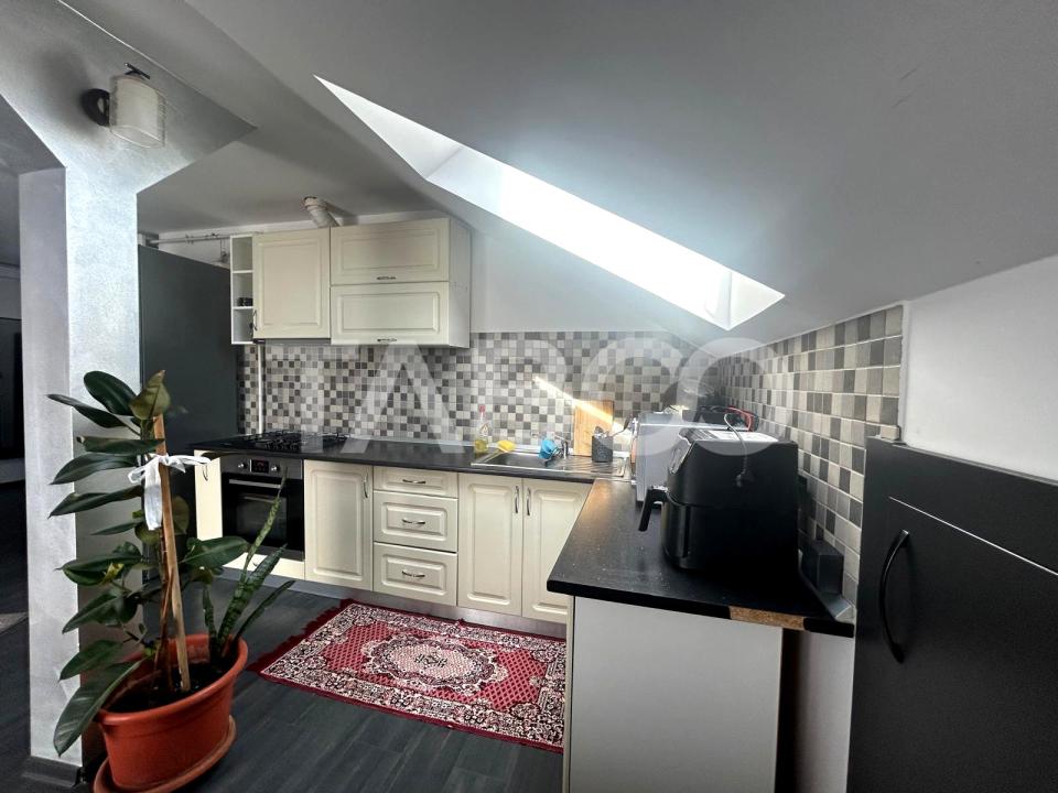 Apartament 3 camere de vanzare decomandat 72 mp zona Brana Selimbar 