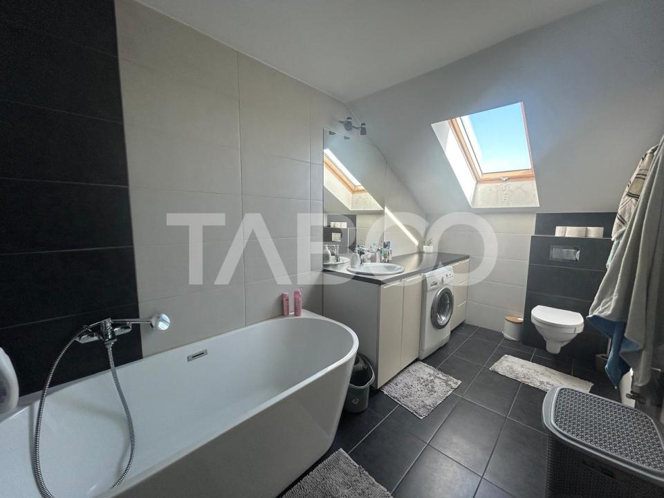 Apartament 3 camere de vanzare decomandat 72 mp zona Selimbar Sibiu