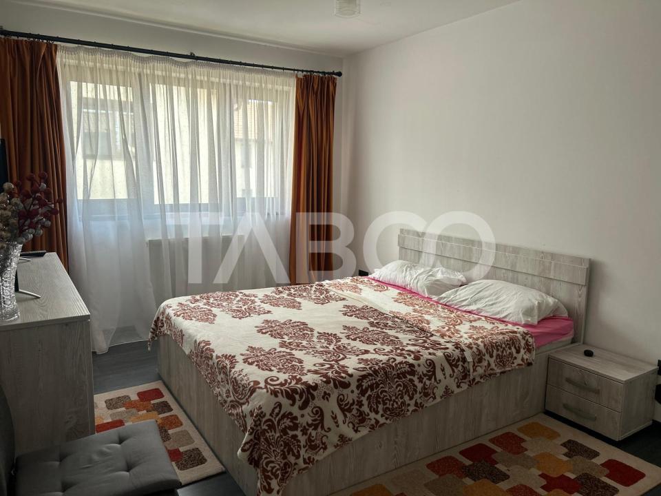 Apartament 3 camere de vanzare decomandat 72mpu zona Brana Selimbar