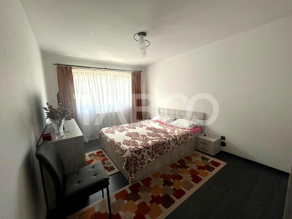 Apartament 3 camere de vanzare decomandat 72mpu zona Brana Selimbar