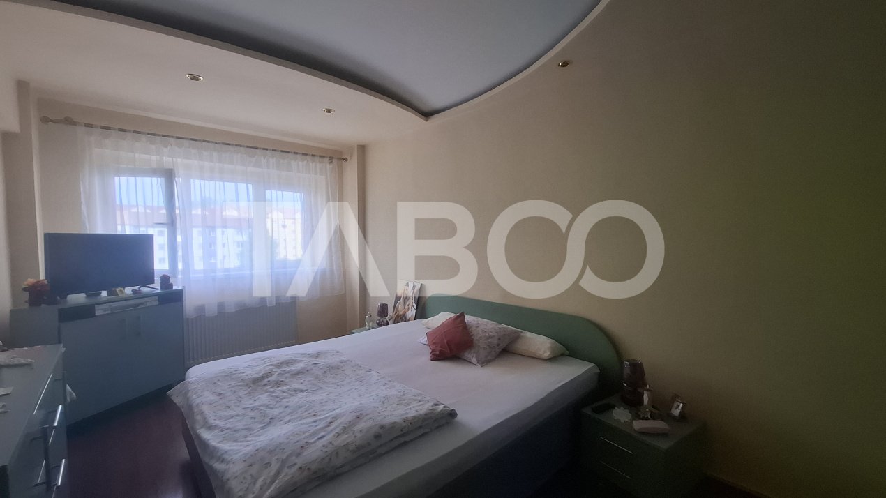 Apartament 3 camere de vanzare decomandat 73 mp zona Rahovei Sibiu