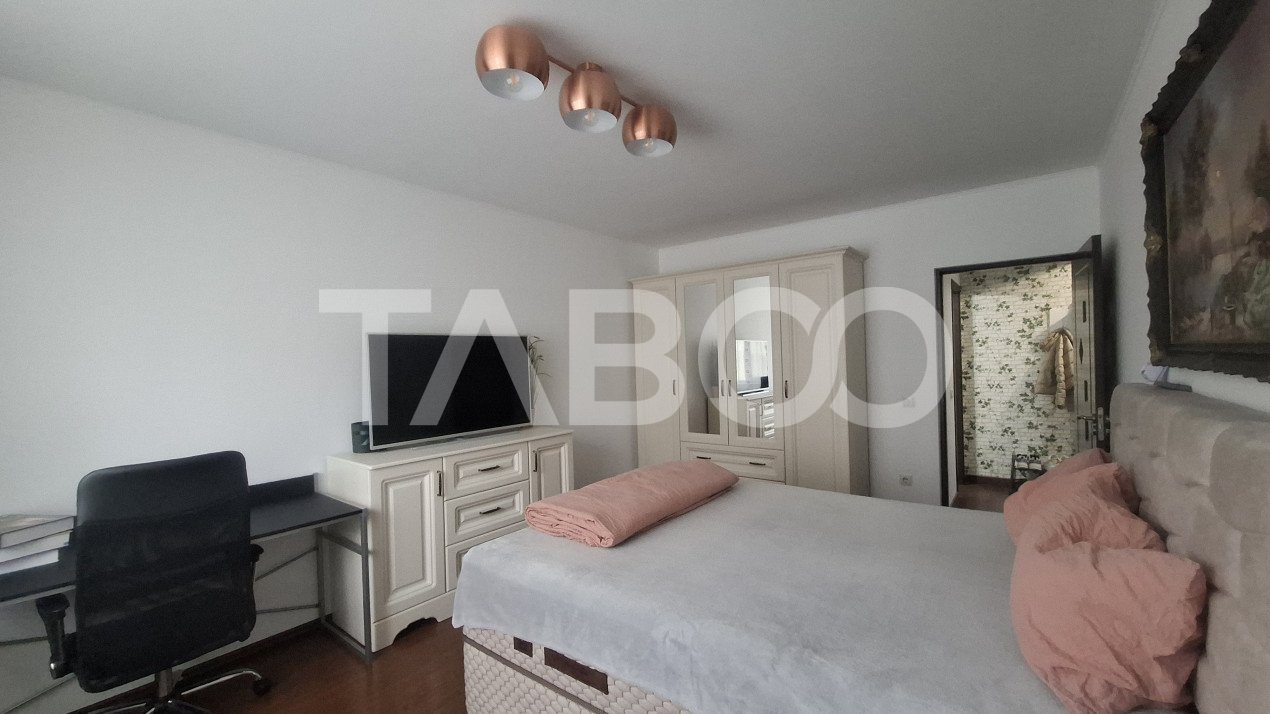 Apartament 3 camere de vanzare decomandat 74 mp zona Turnisor Sibiu