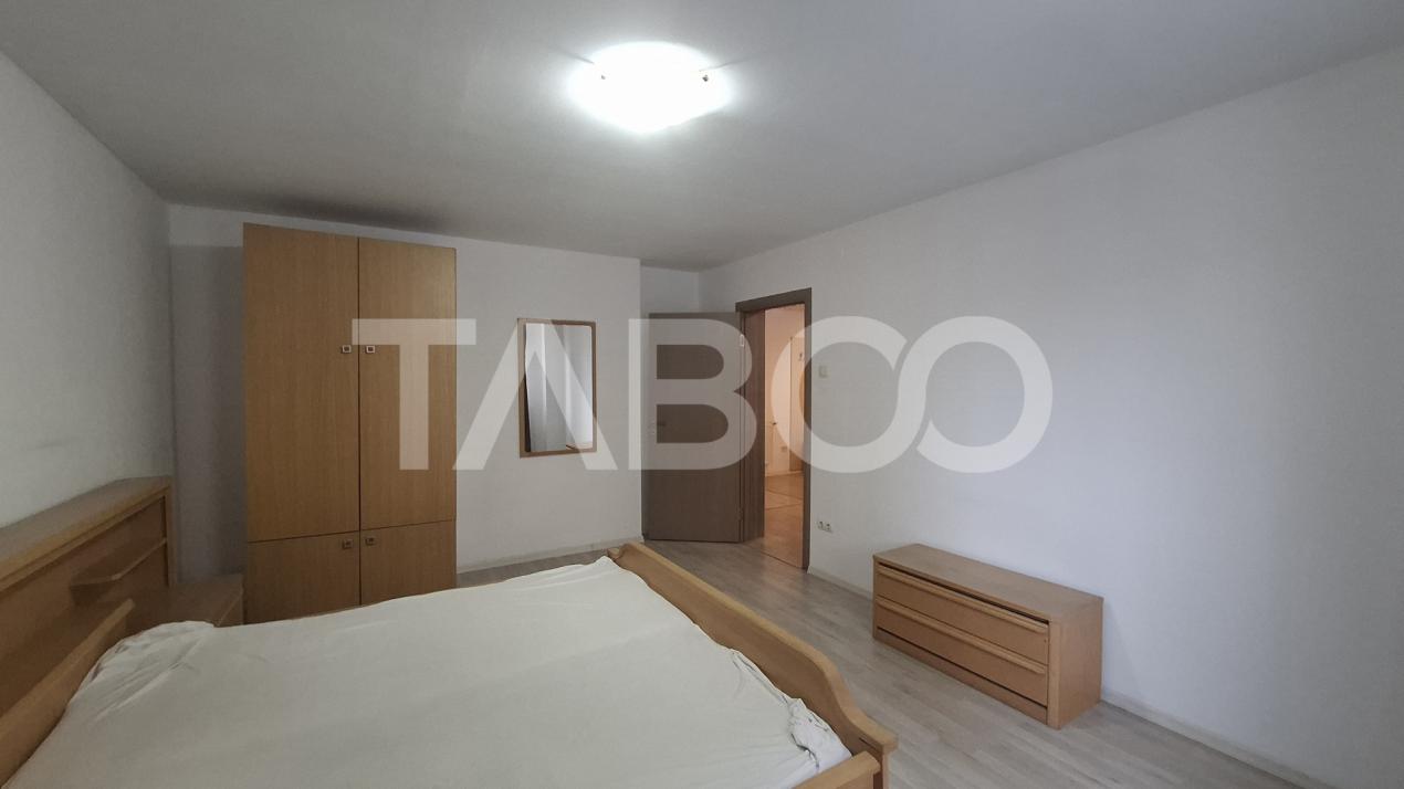 Apartament 3 camere de vanzare decomandat 77 mpu zona Rahovei Ciresica
