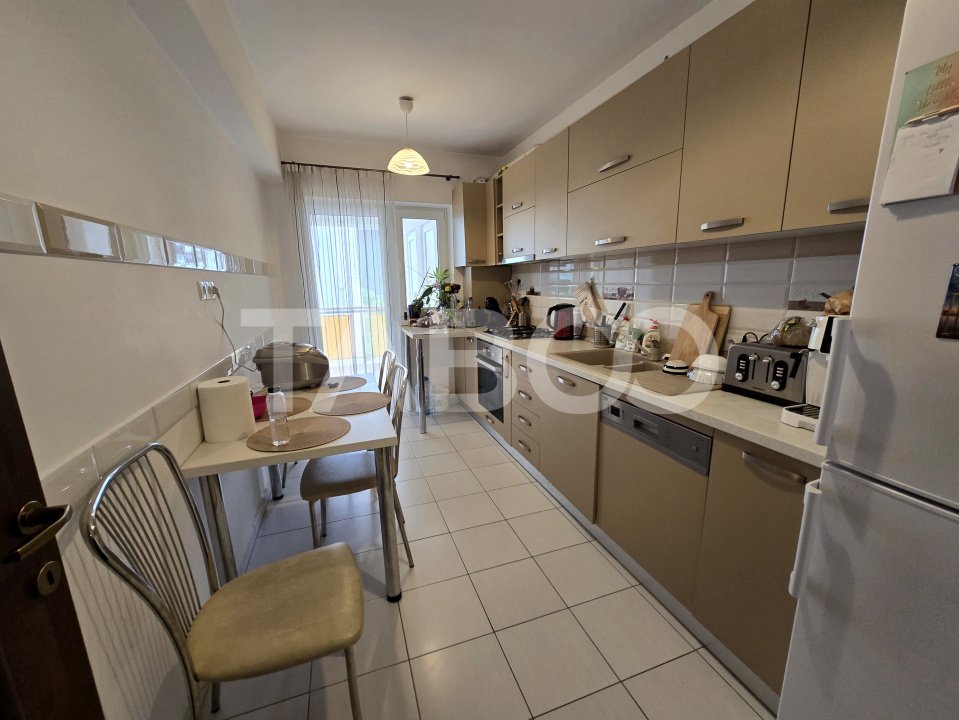 Apartament 3 camere de vanzare decomandat etaj 1 Kaufland Arhitectilor in Sibiu - Liviu Ciulei