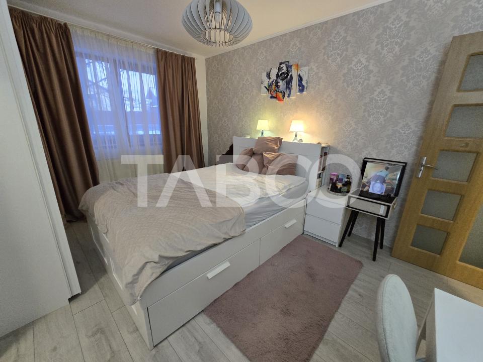 Apartament 3 camere de vanzare decomandat mobilat utilat Tilisca Sibiu