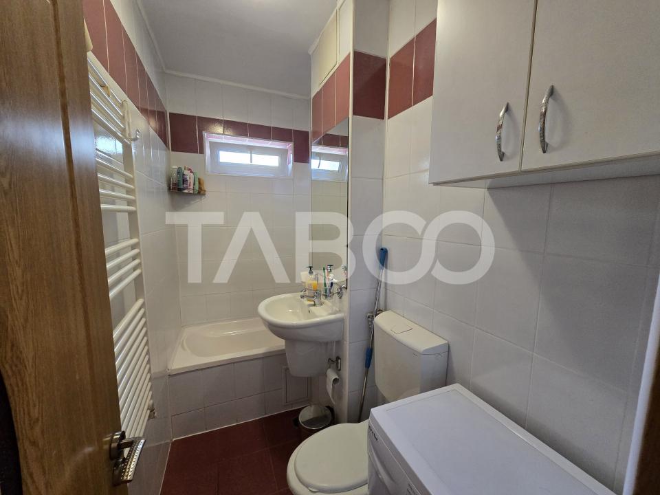 Apartament 3 camere de vanzare etaj intermediar 2 Mihai Viteazul Sibiu