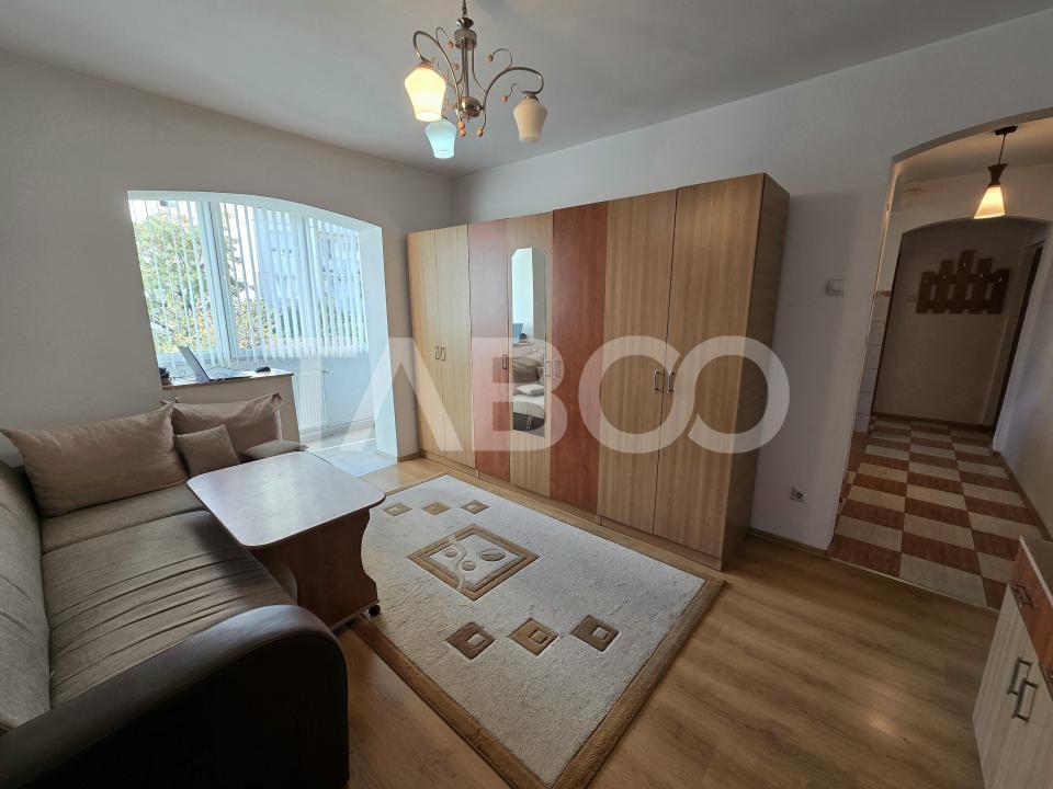 Apartament 3 camere de vanzare etaj intermediar 2 Mihai Viteazul Sibiu