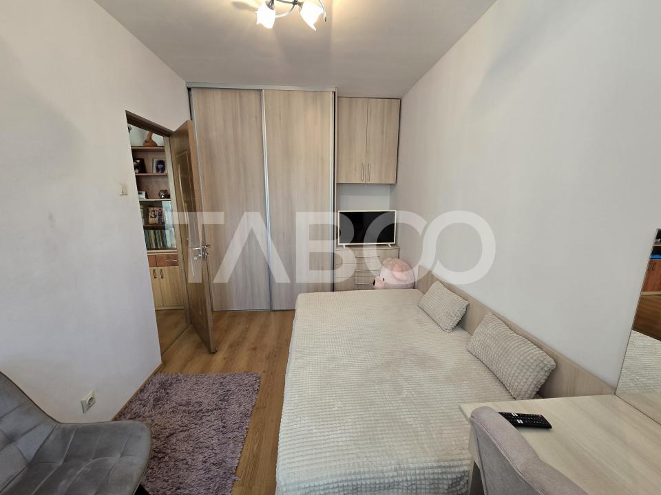 Apartament 3 camere de vanzare etaj intermediar 2 Mihai Viteazul Sibiu
