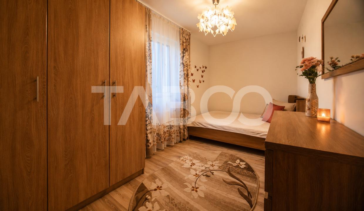 Apartament 3 camere de vanzare etaj intermediar Sibiu -chirias activ