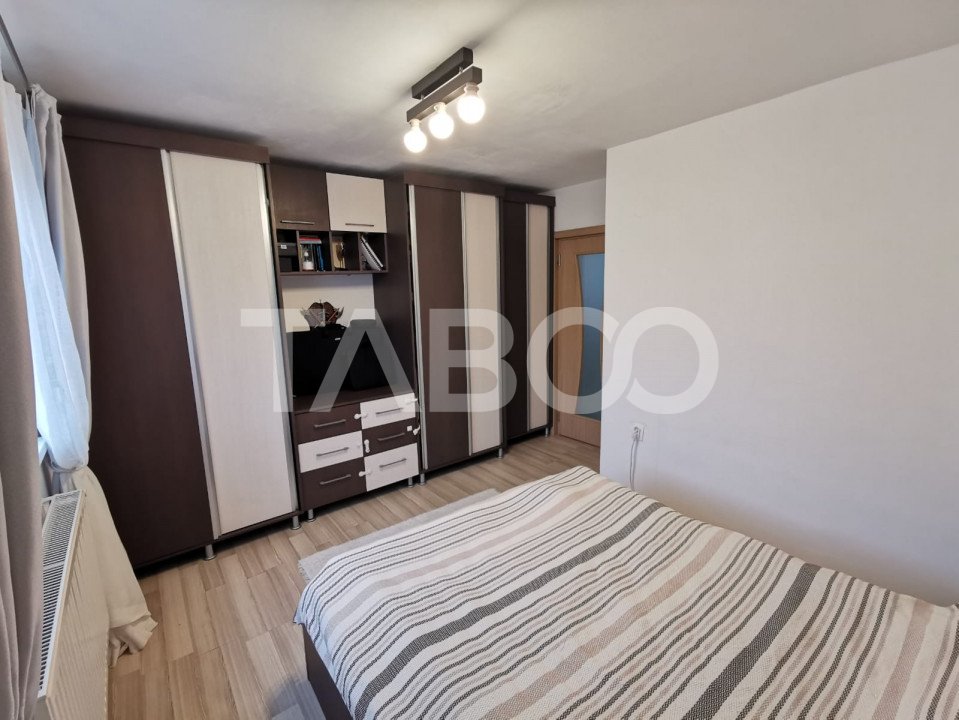 Apartament 3 camere de vanzare la etajul 1 zona Brana mobilat utilat