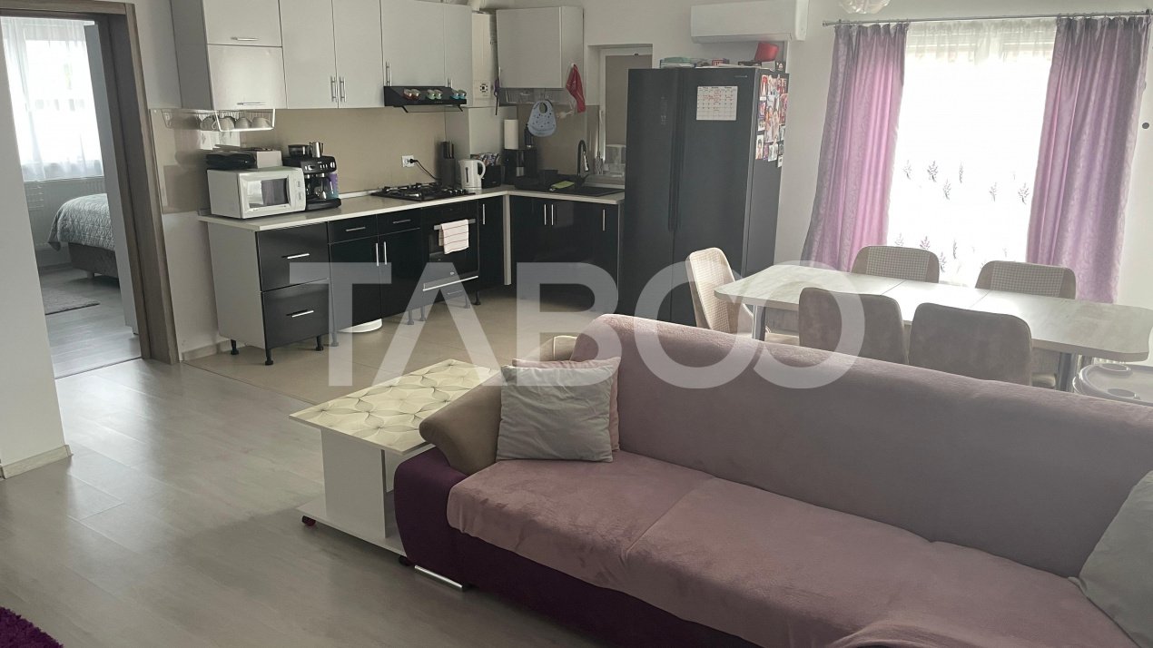Apartament 3 camere de vanzare-luminos in zona linistita Arhitectilor in Sibiu - Roger Bolomei
