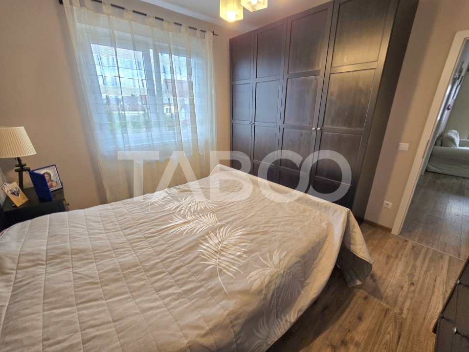 Apartament 3 camere de vanzare mobilat parcare balcon Tilisca Sibiu