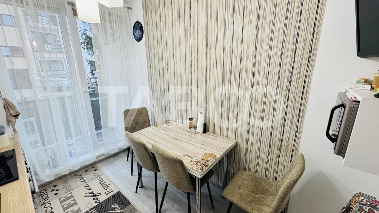 Apartament 3 camere de vanzare MOBILAT UTILAT 2 bai 1 parcare Selimbar