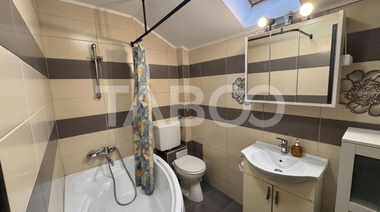 Apartament 3 camere de vanzare MOBILAT UTILAT 77mp Calea Cisnadiei
