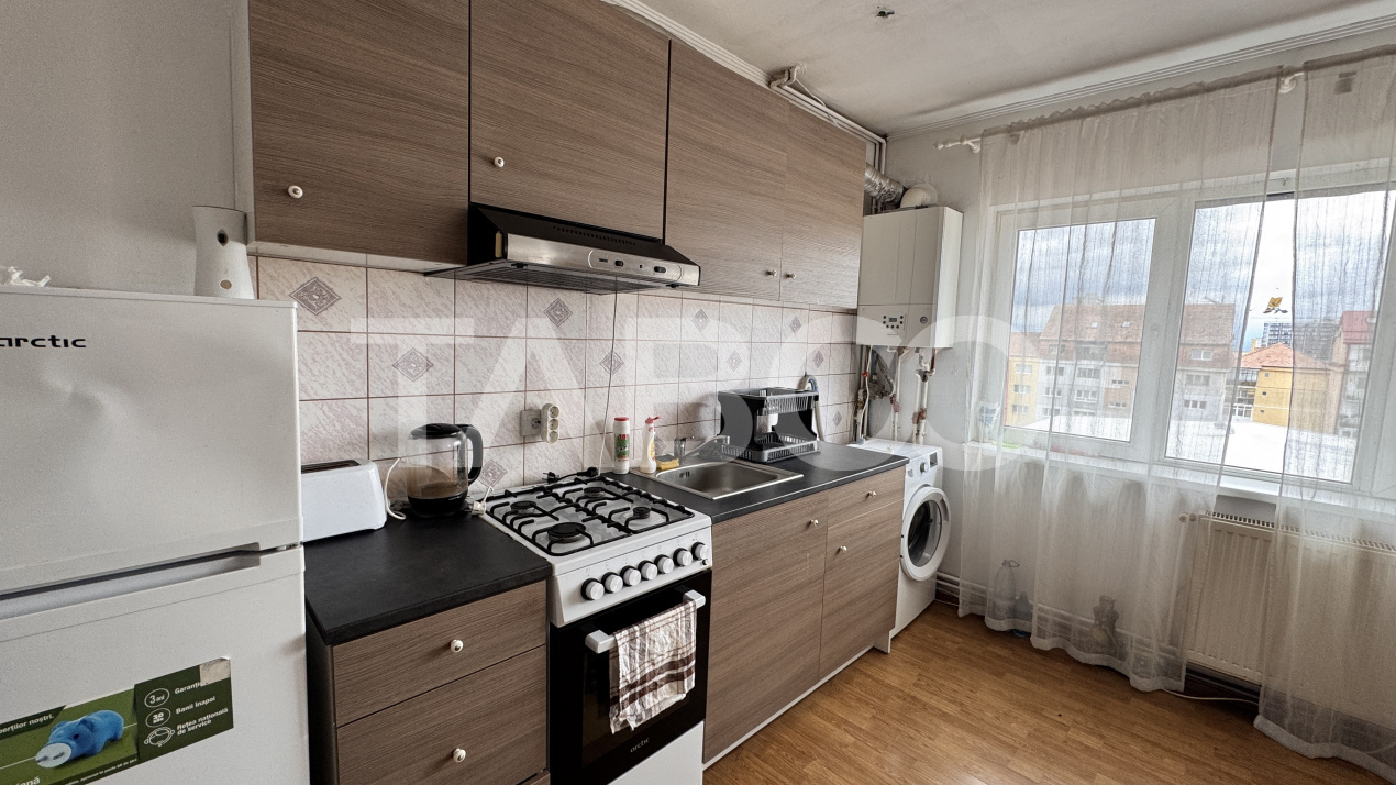 Apartament 3 camere de vanzare mobilat utilat Mihai Viteazu 66 mp