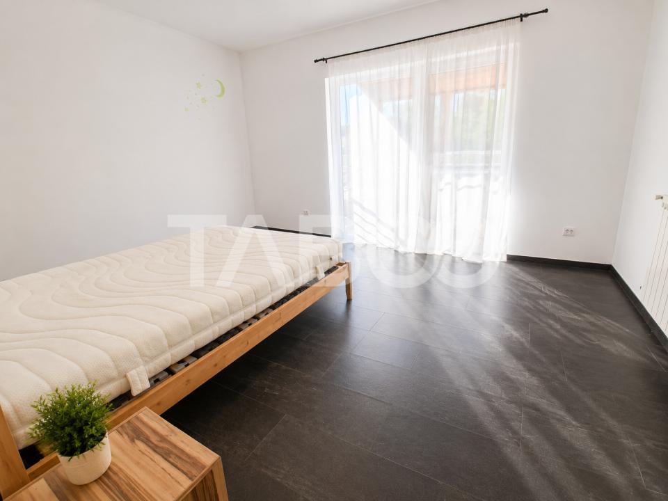 Apartament 3 camere de vanzare parter cu gradina balcon dressing