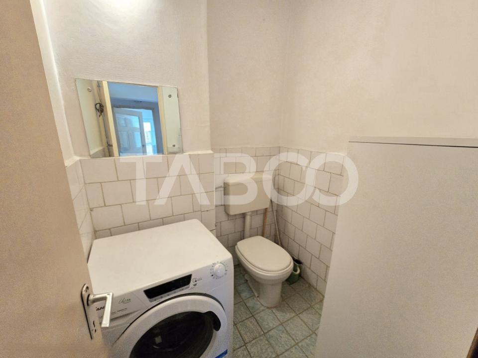 Apartament 3 camere decomandat 2 bai 2 balcoane pivnita Turnisor Sibiu