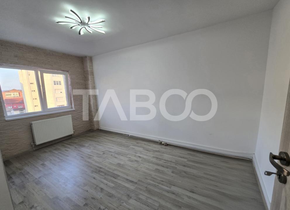 Apartament 3 camere decomandat 2 bai balcon Mihai Viteazul Sibiu