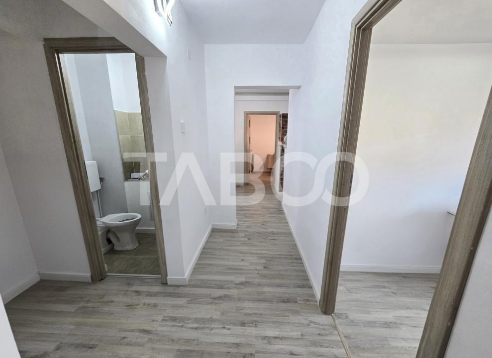 Apartament 3 camere decomandat 2 bai balcon Mihai Viteazul Sibiu