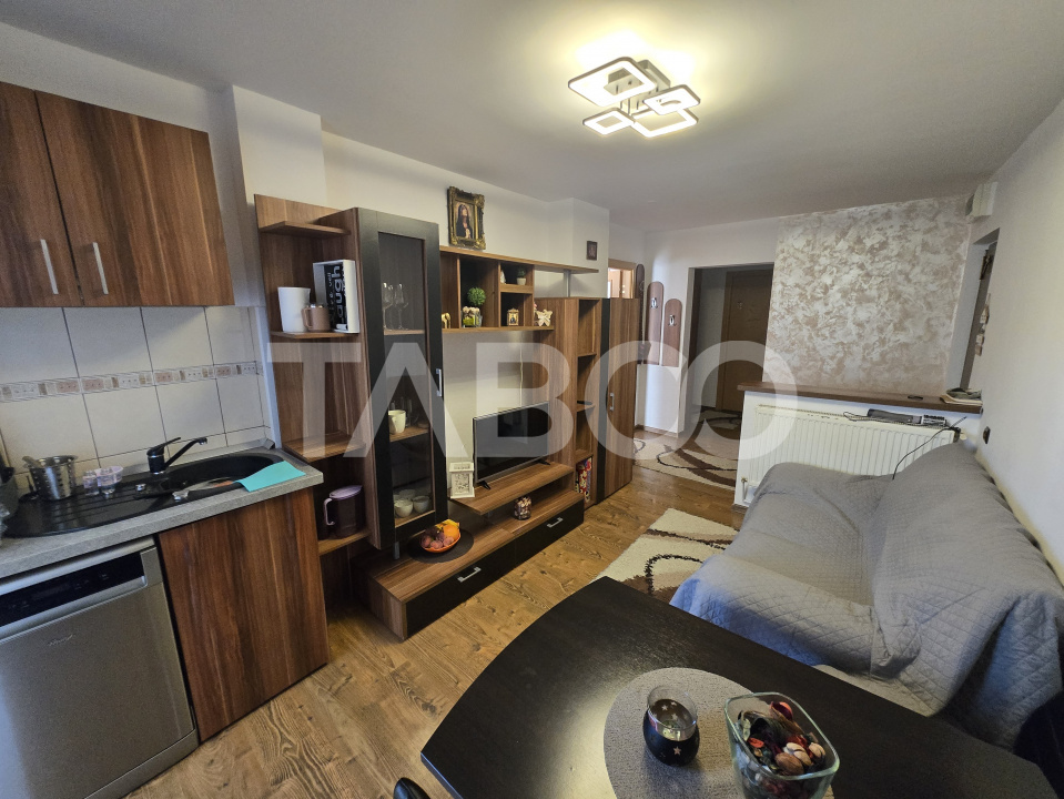 Apartament 3 camere decomandat 68mpu si balcon zona Siretului Sibiu