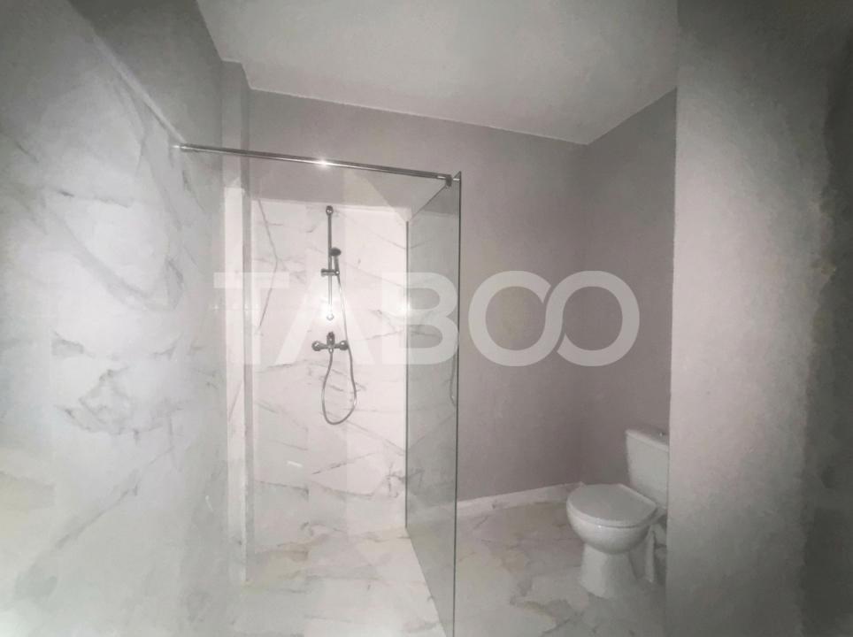 Apartament 3 camere decomandat cu doua balcoane 84 mp zona Turnisor