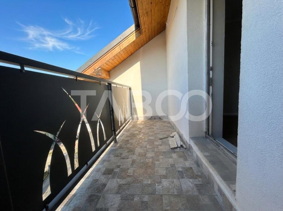 Apartament 3 camere decomandat cu doua balcoane 84 mp zona Turnisor