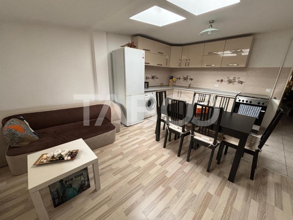 Apartament 3 camere decomandat de vanzare langa Parcul Belvedere in Sibiu - Poiana Sibiului