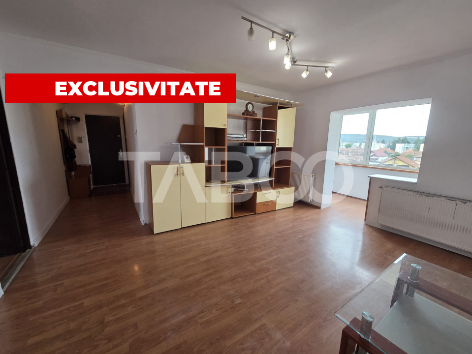Apartament 3 camere decomandat de vanzare zona Campului suprafata 78mp in Fagaras - Castanului