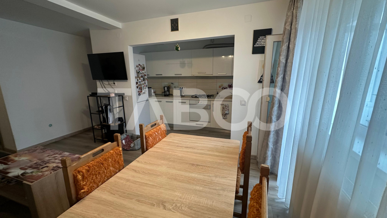 Apartament 3 camere decomandat loc de parcare Arhitectilor Sibiu