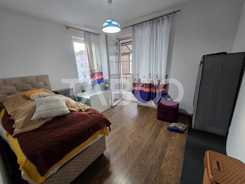 Apartament 3 camere decomandat mobilat balcon parcare Turnisor Sibiu