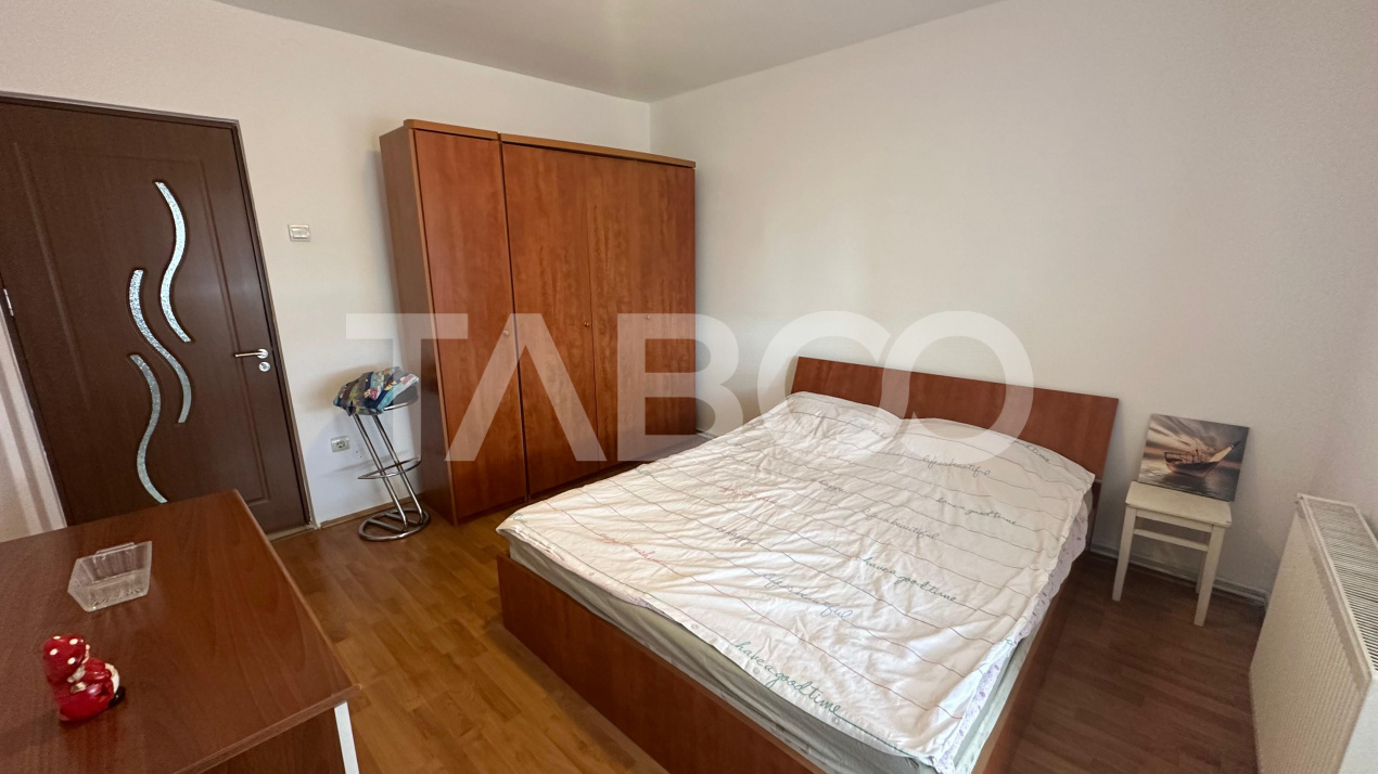 Apartament 3 camere decomandat pivnita balcon zona Lazaret Sibiu
