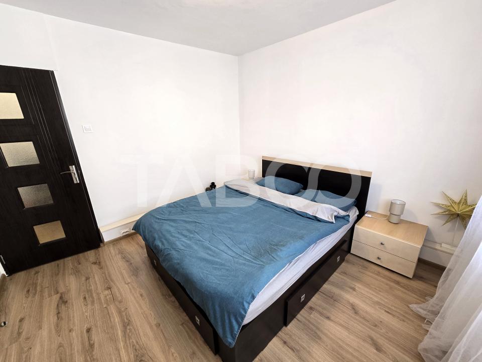 Apartament 3 camere decomandat renovat 2 bai 2 balcoane Turnisor Sibiu