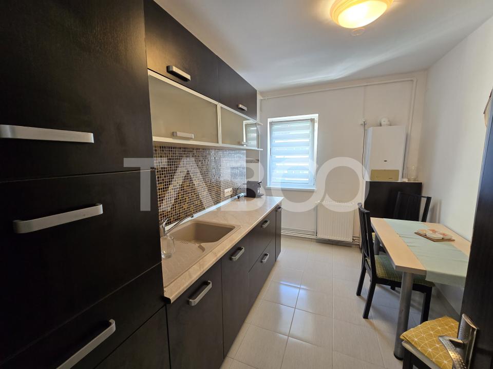 Apartament 3 camere decomandat renovat 2 bai 2 balcoane Turnisor Sibiu