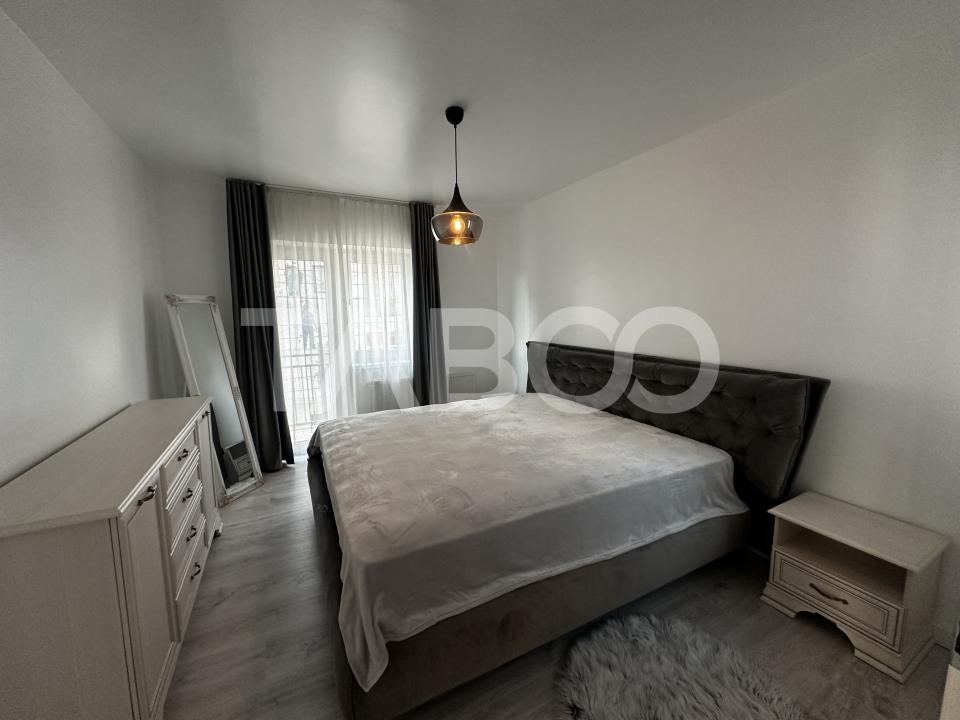 Apartament 3 camere decomandate 2 balcoane etaj 2 zona Brana Selimbar