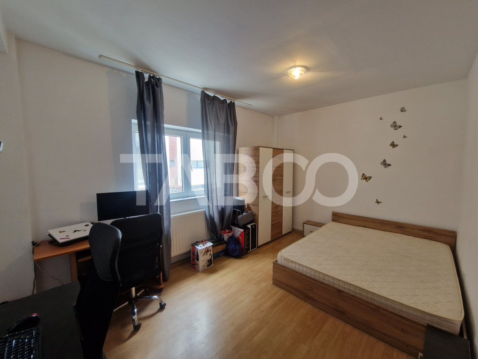 Apartament 3 camere decomandate 80 mp utili zona Centrala