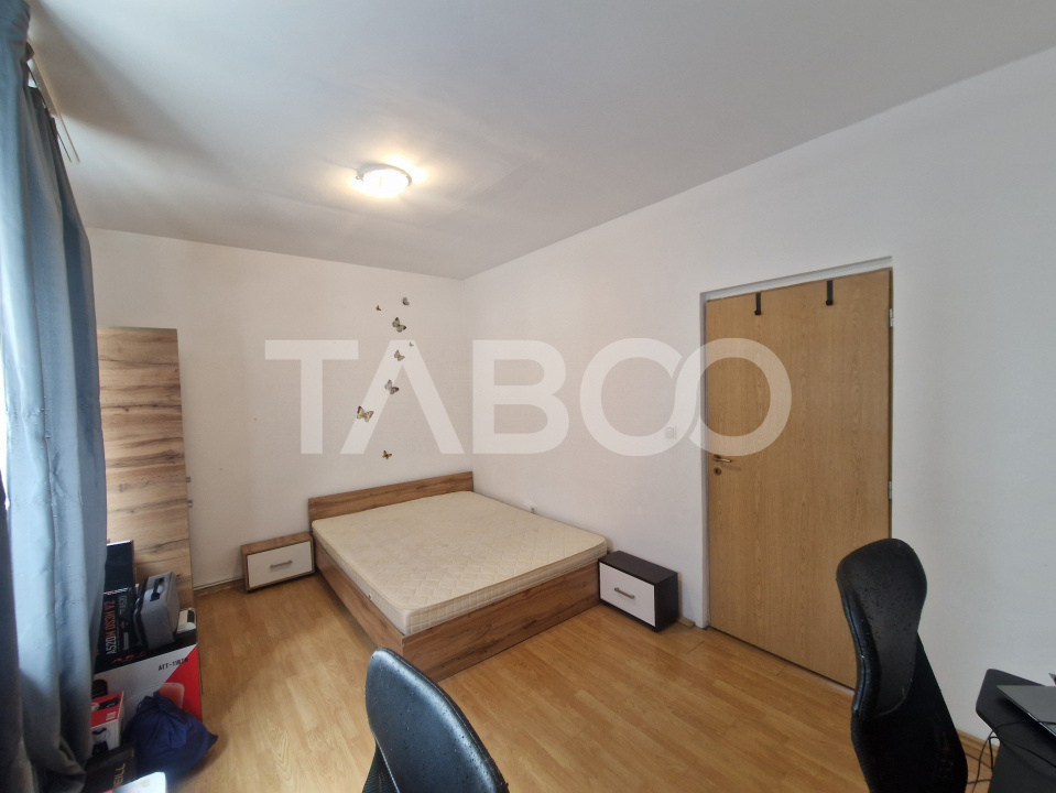 Apartament 3 camere decomandate 80 mp utili zona Centrala